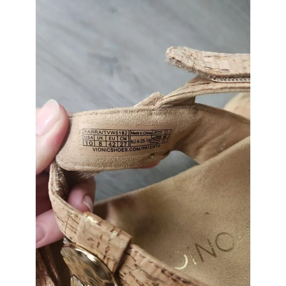 Vionic Ferra gold cork sandals goddess Greek comfort metallic woman size 10 - Picture 6 of 7